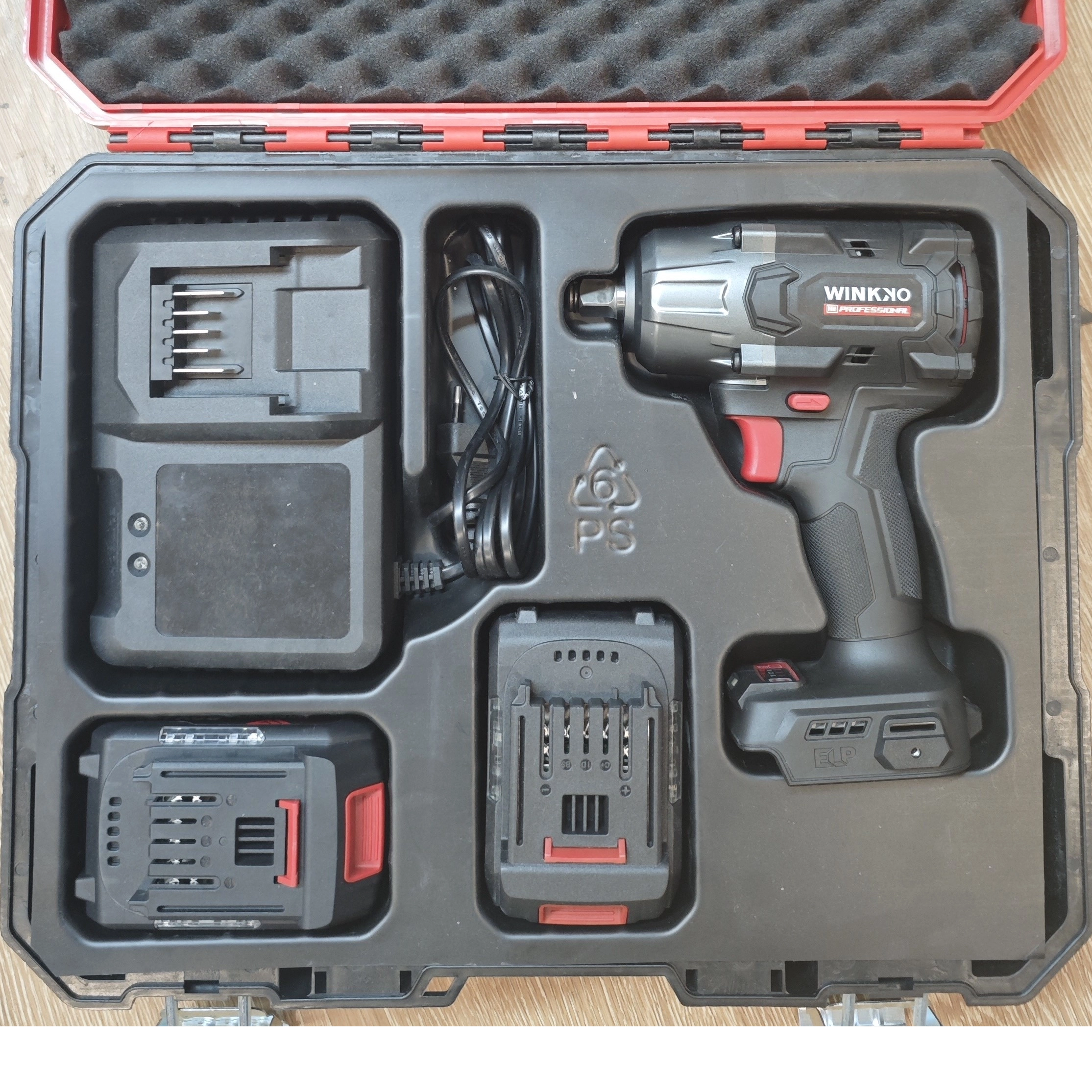 PIW201BL CORDLESS IMPACT WRENCH 